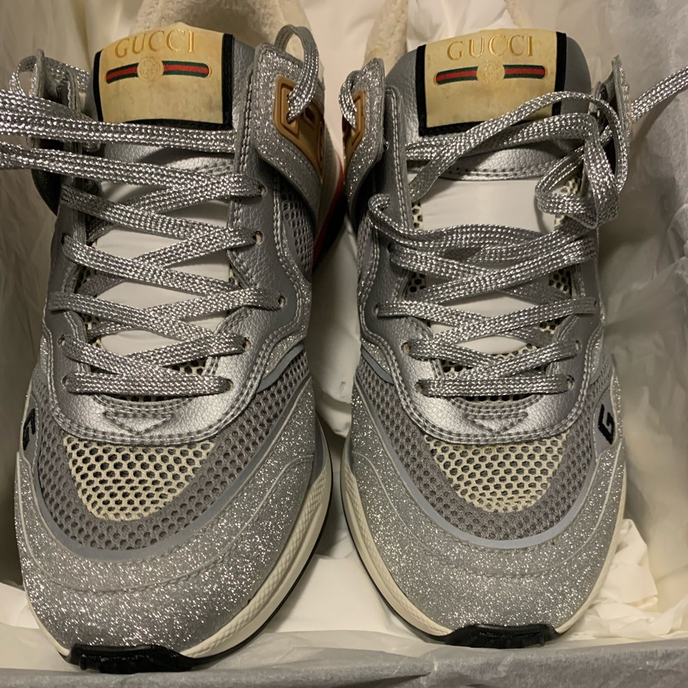Gucci Men’s/Unisex “Ultrapace low-top sneakers”
